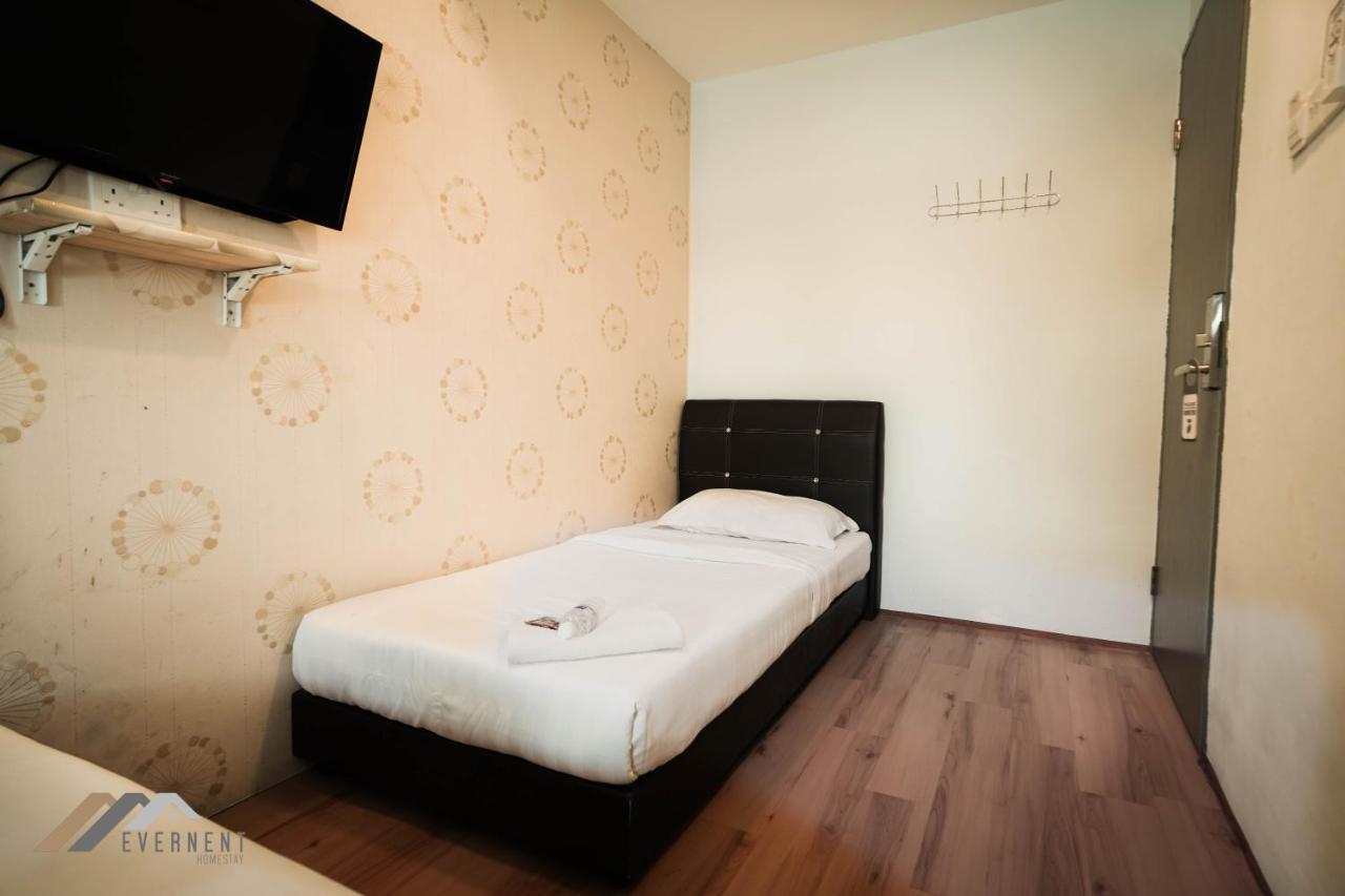 Welcome Inn By Evernent @ Pelita Commercial, Miri Kültér fotó
