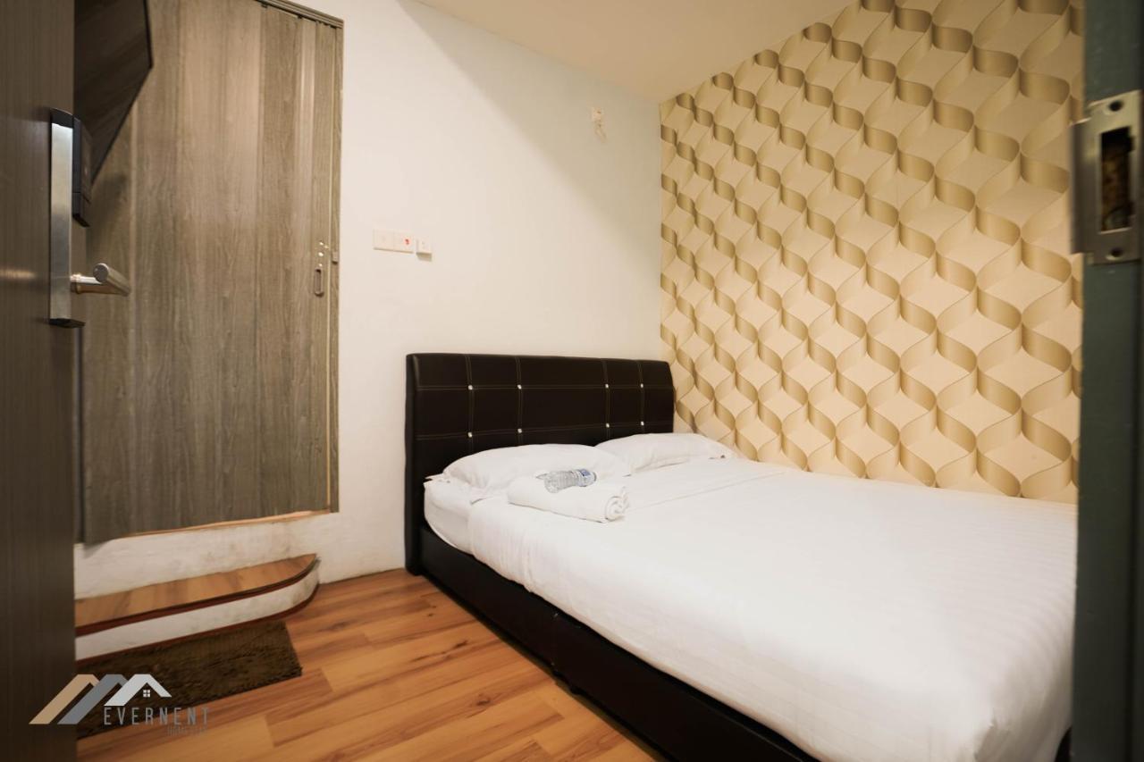 Welcome Inn By Evernent @ Pelita Commercial, Miri Kültér fotó