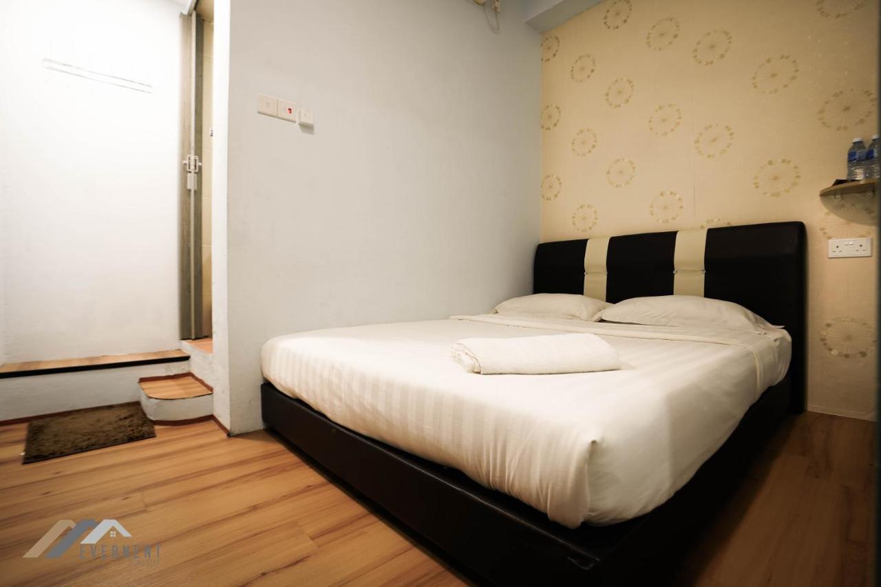 Welcome Inn By Evernent @ Pelita Commercial, Miri Kültér fotó